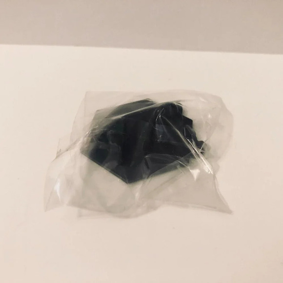 Metal Gear Solid The Orange Box Enamel Metal Pin Double Rubber  Backing - Picture 7 of 8